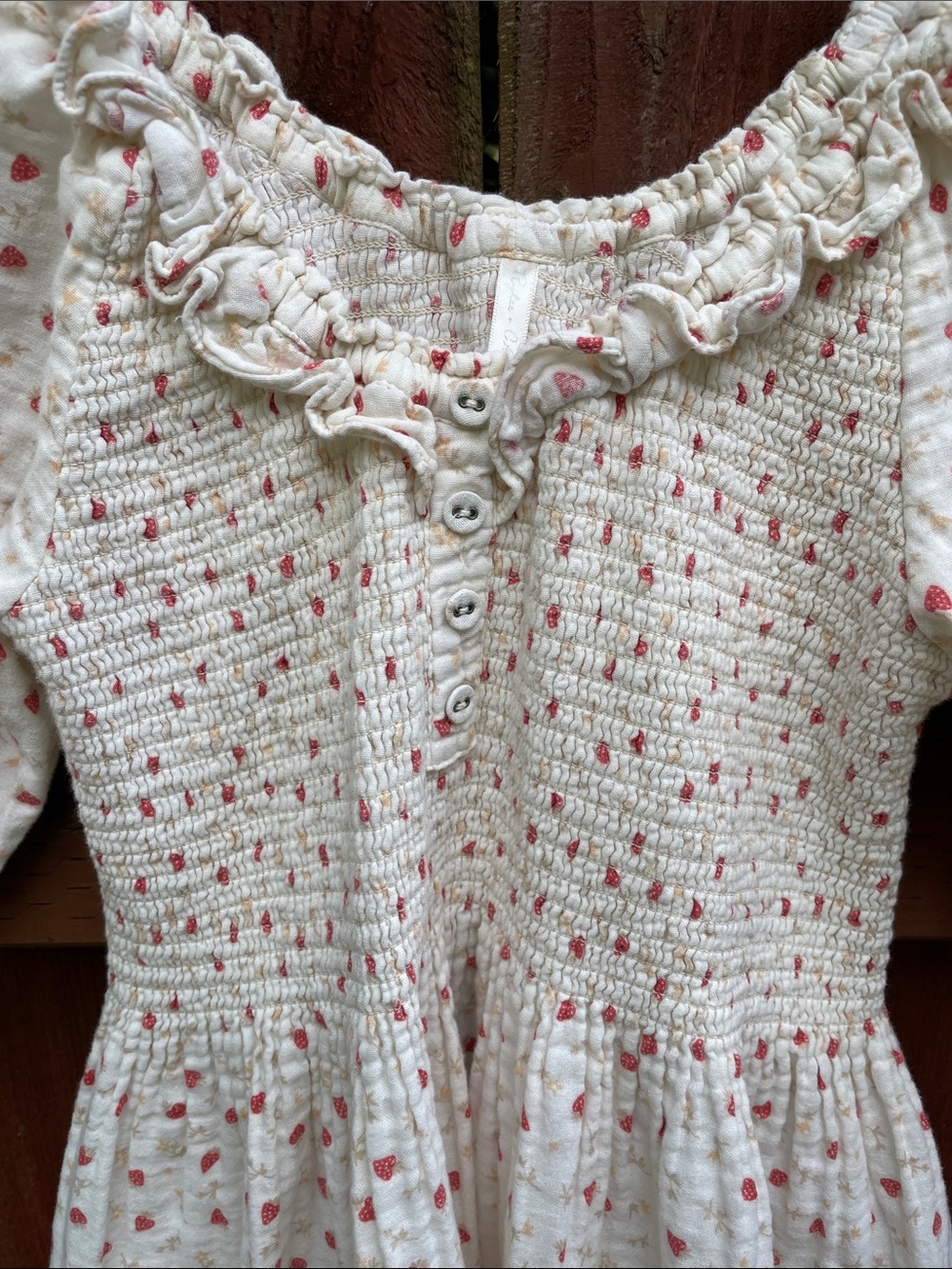 Women's Cream Strawberry Print Puff-Sleeve Maxi Dress - Picture 4 of 4